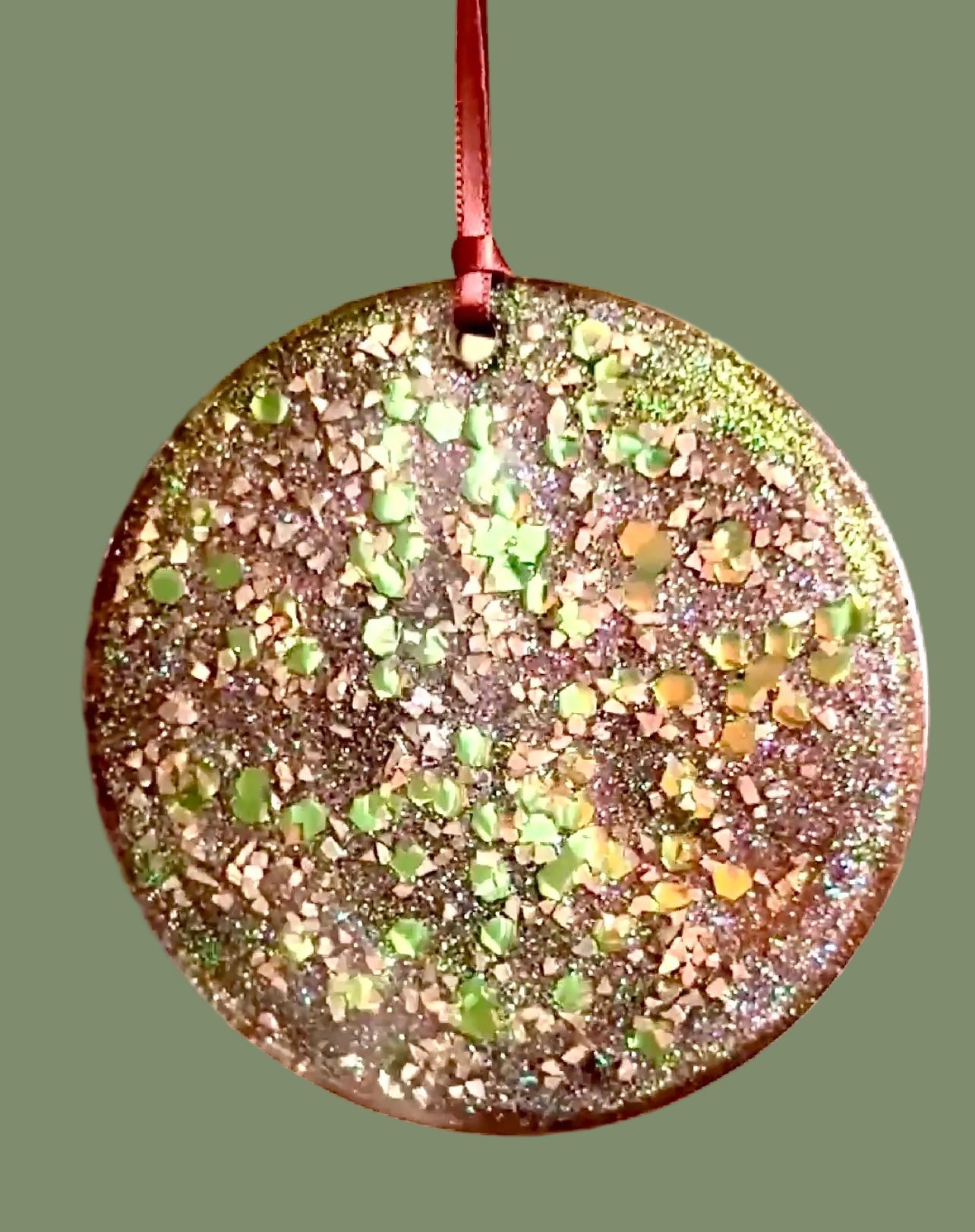 Swiftmas Ornament #09